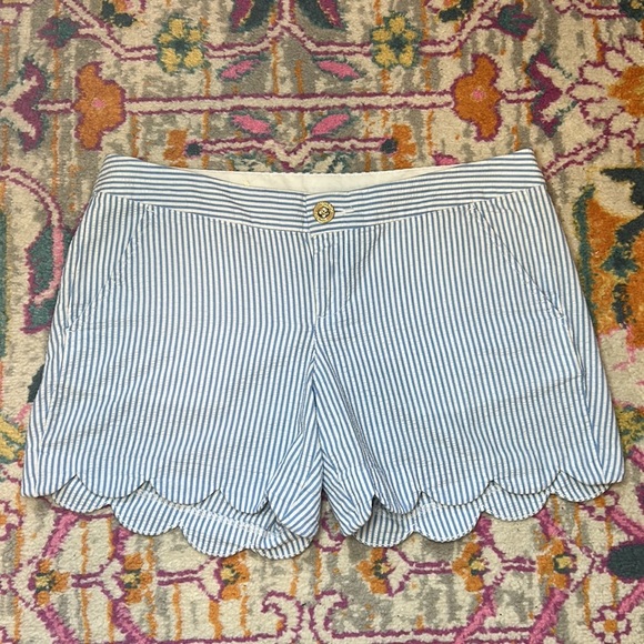 Lilly Pulitzer Buttercup Seersucker Scalloped Short Size 4 - Picture 11 of 16